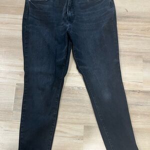 Time and Tru Women's High-Rise Black Skinny Jeans